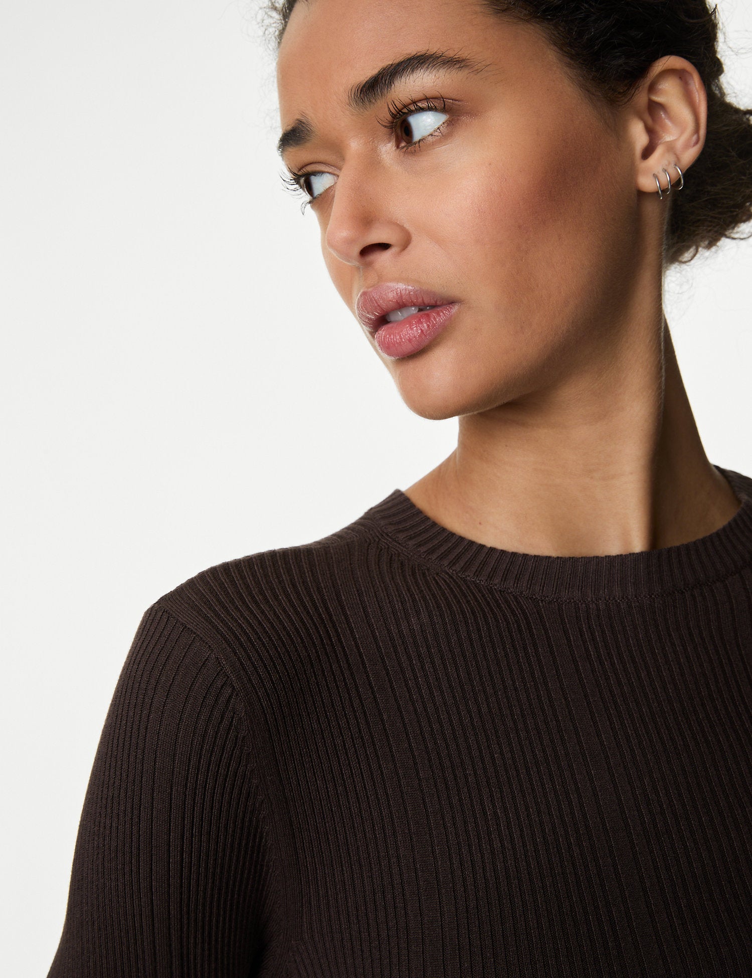 Ribbed Crew Neck Fitted Knitted Top