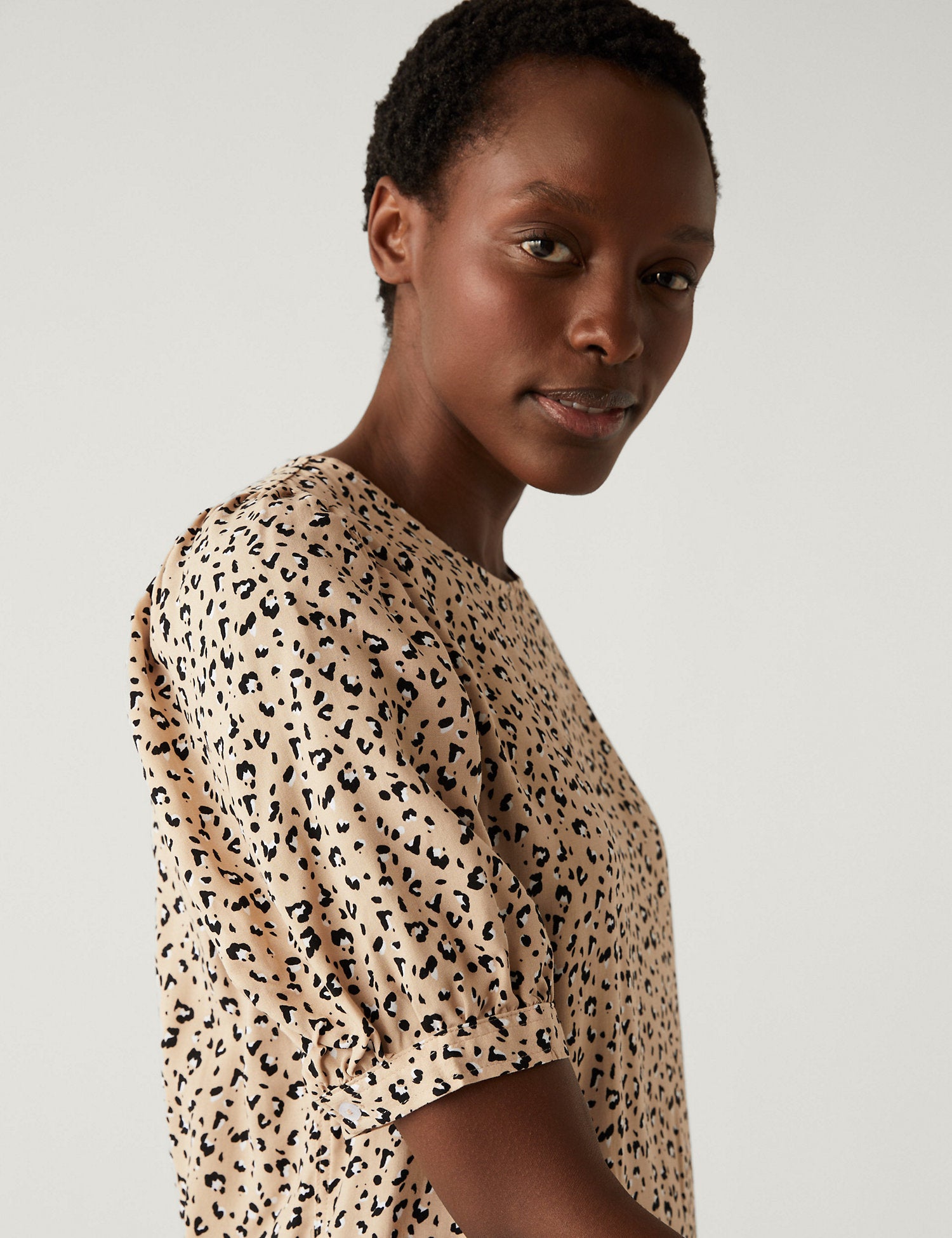 Printed Puff Sleeve Blouse