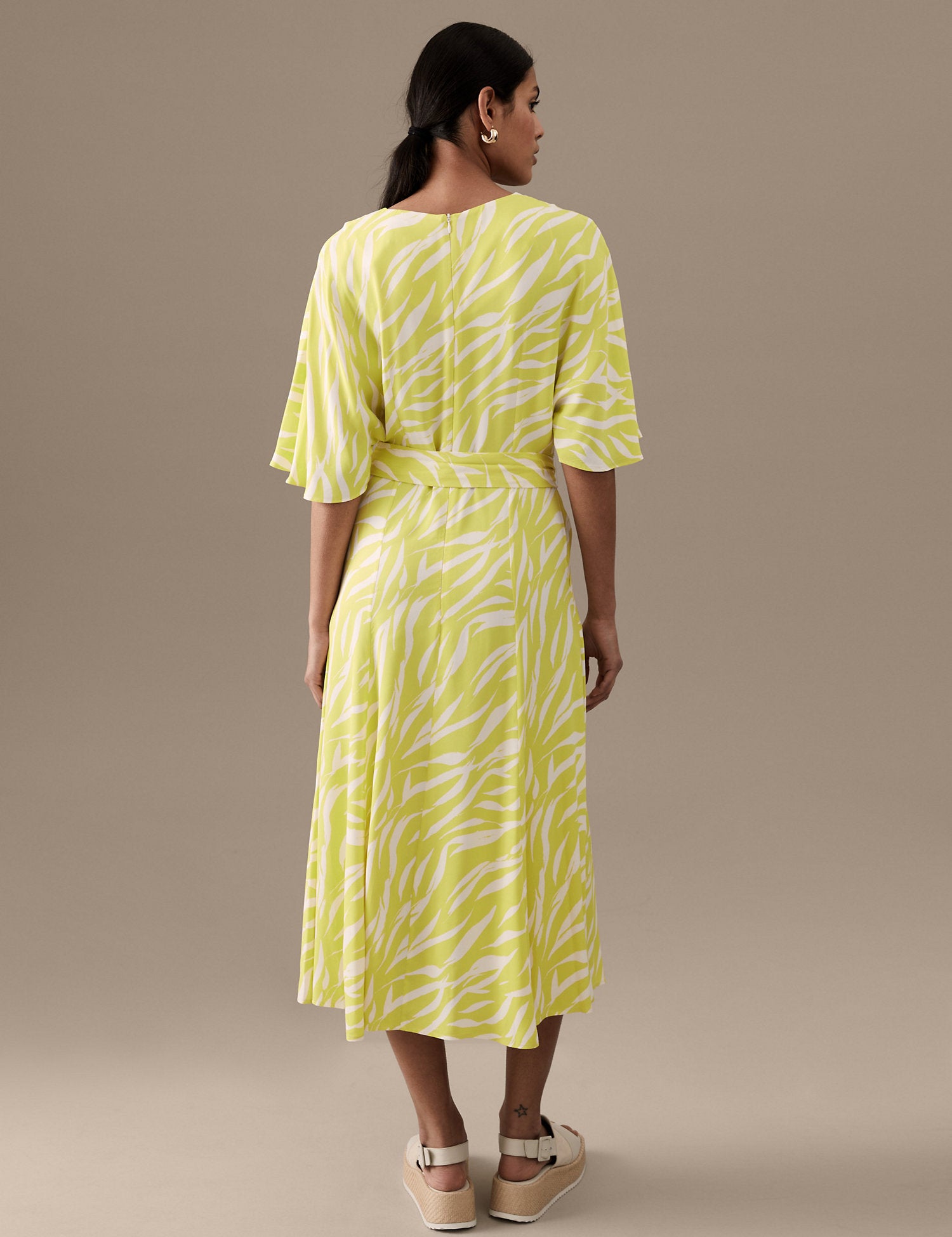 Printed V-Neck Midaxi Waisted Dress