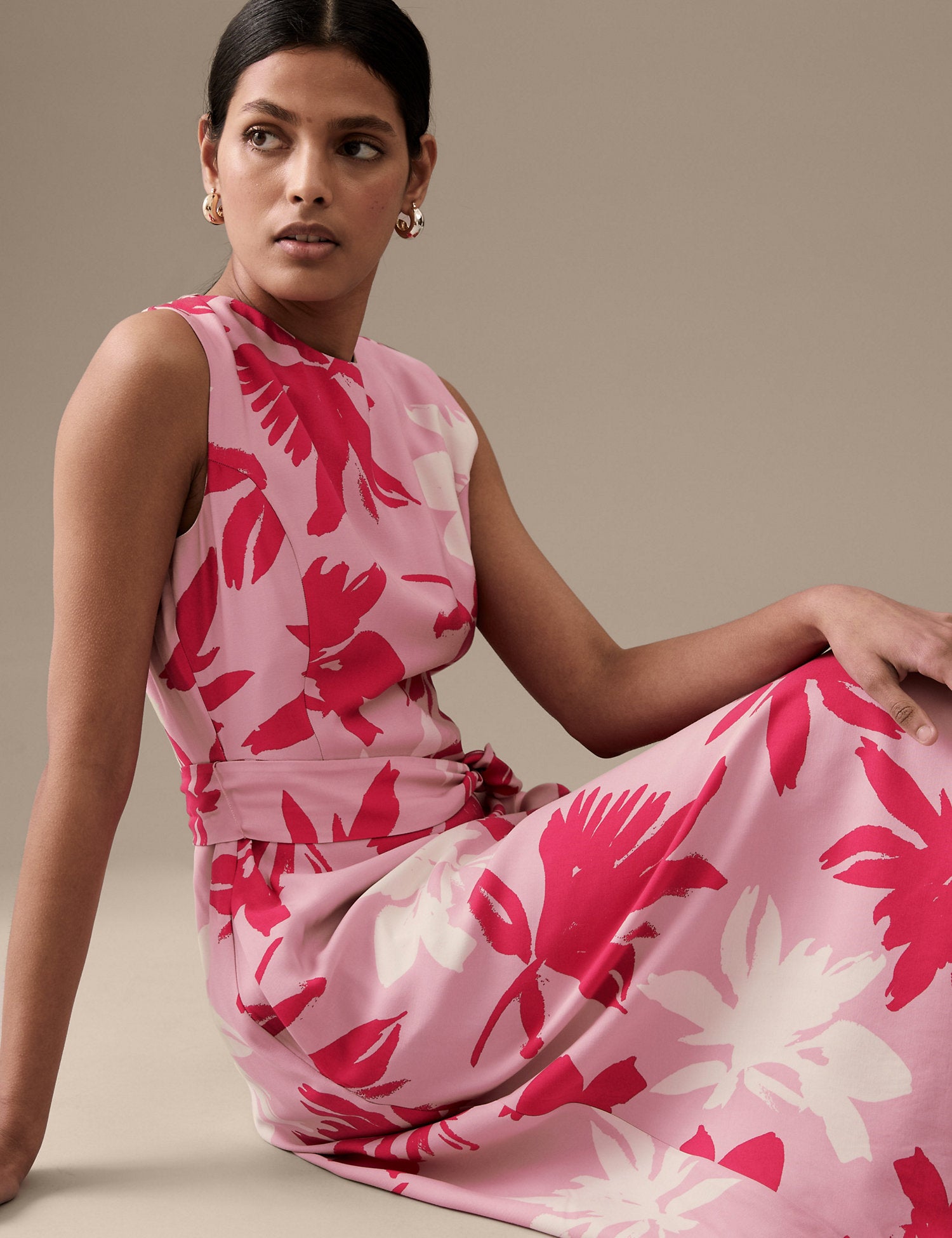 Printed Round Neck Midi Shift Dress