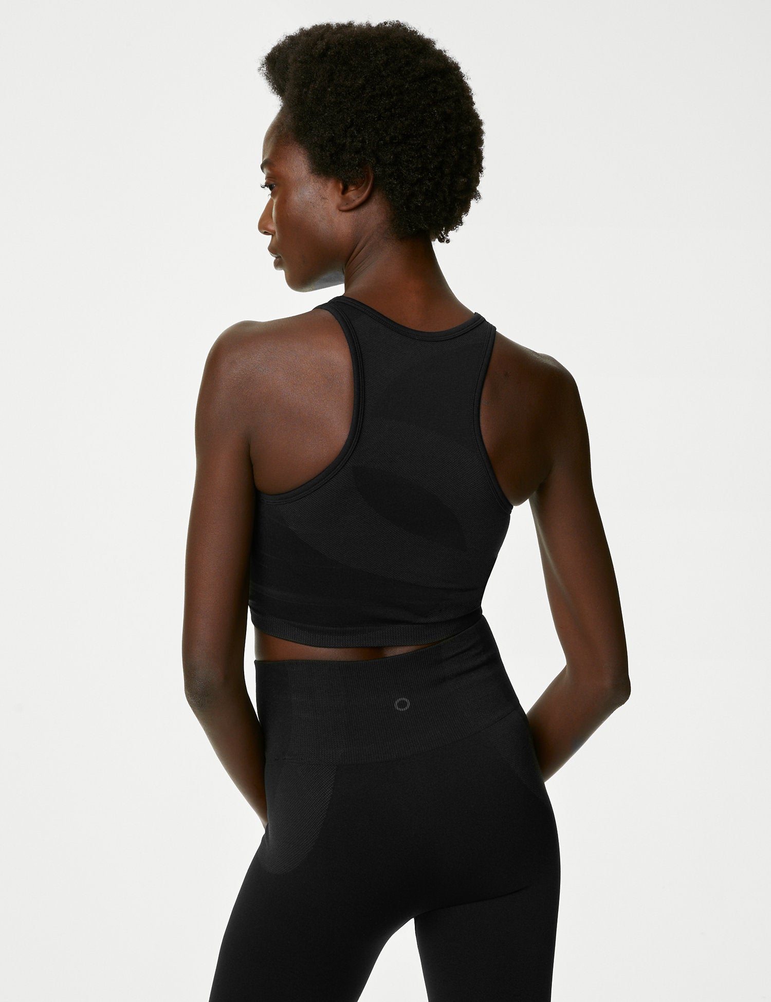 Scoop Neck Seamless Fitted Crop Top