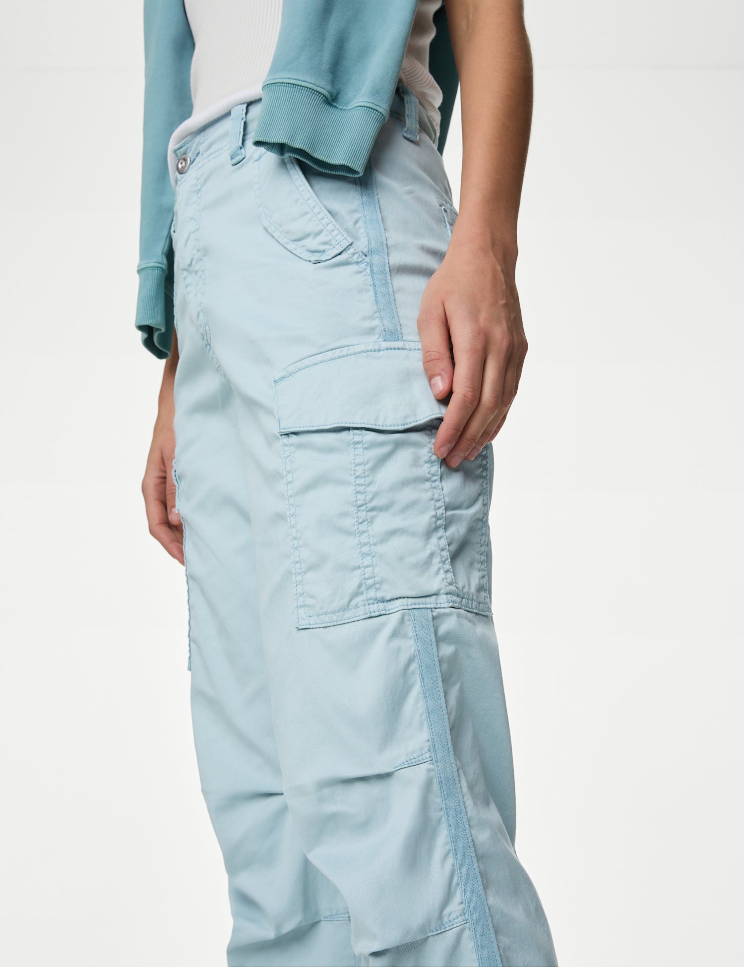 lyocell™ Rich Cargo Tea Dyed Cropped Trousers