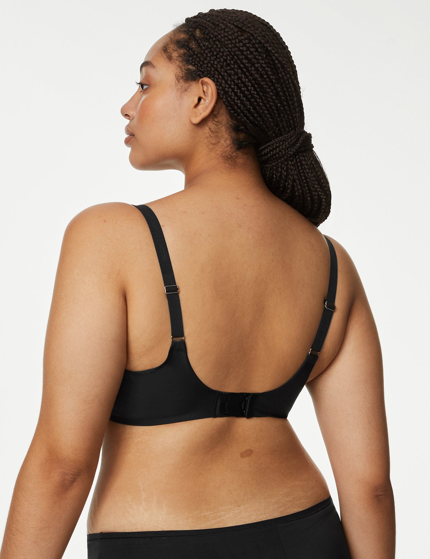 Body邃「 Padded Full Cup T Shirt Bra A E