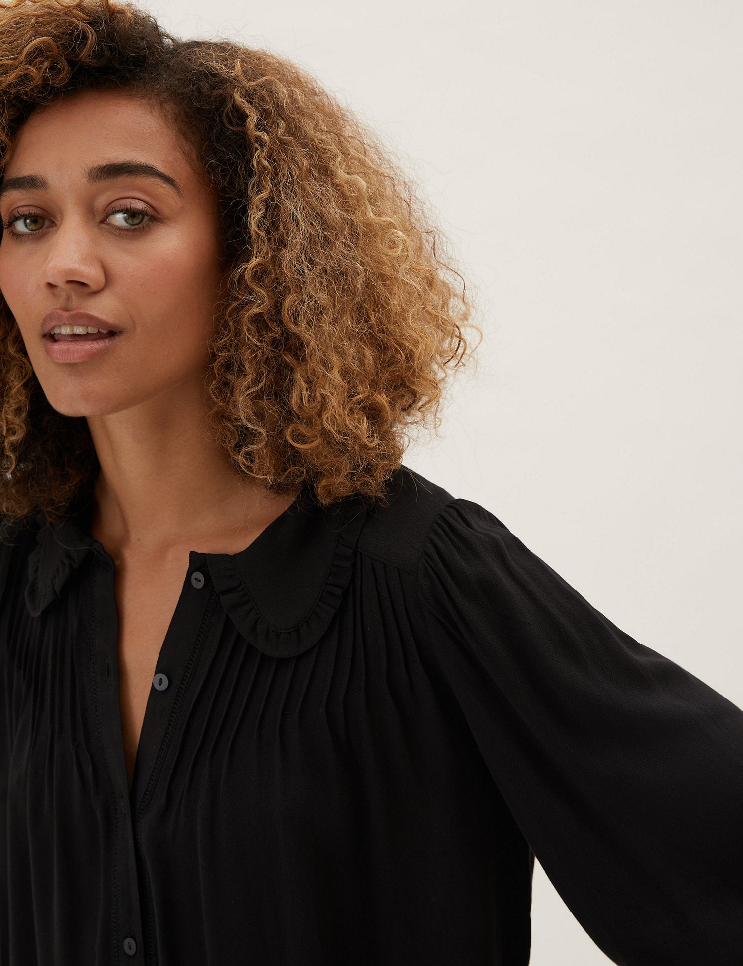 Crepe Peter Pan Collar Pintuck Shirt