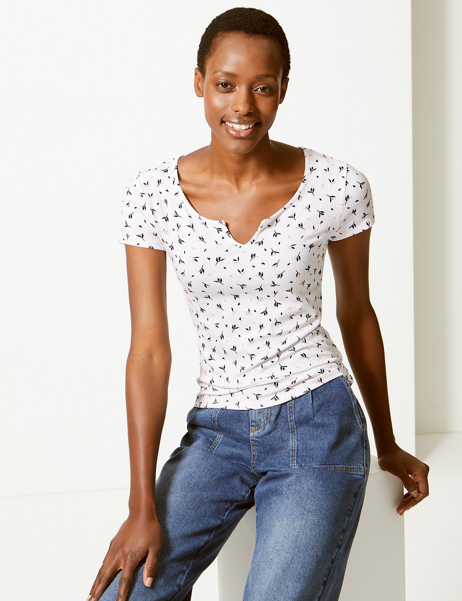 Printed Fitted T-Shirt