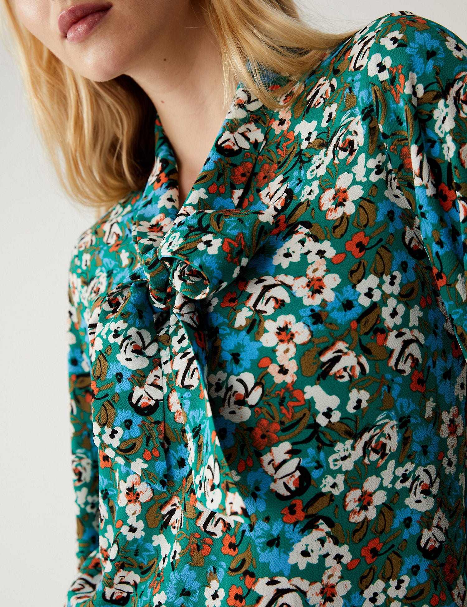 Printed Tie Neck Blouse