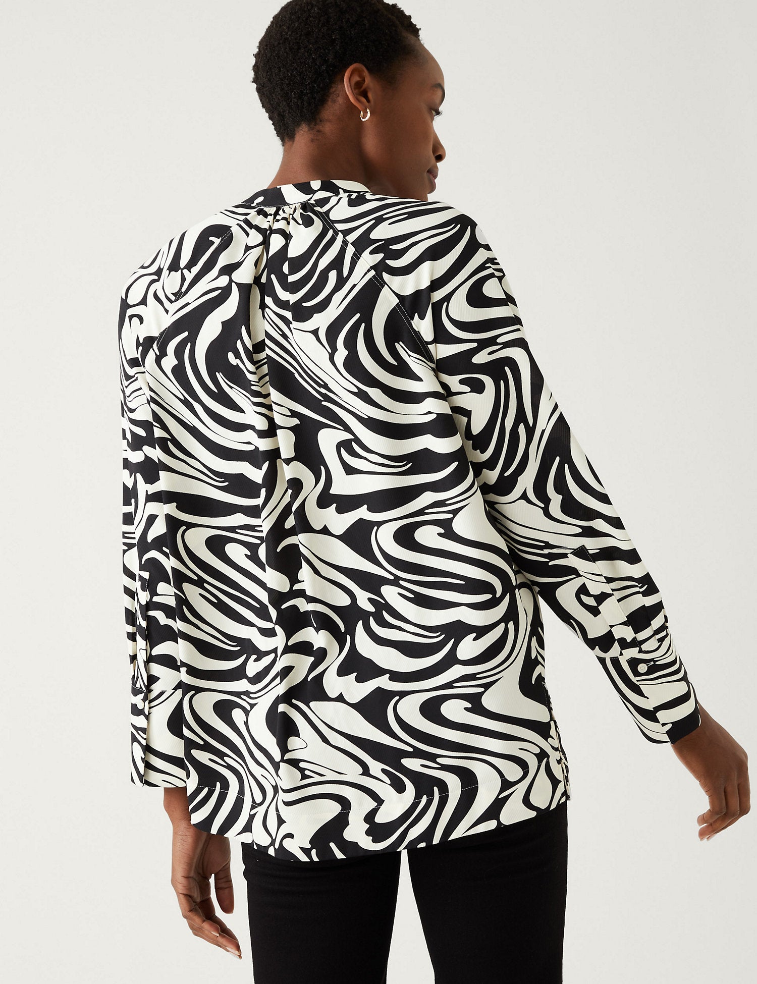 Printed V-Neck Oversized Popover Blouse
