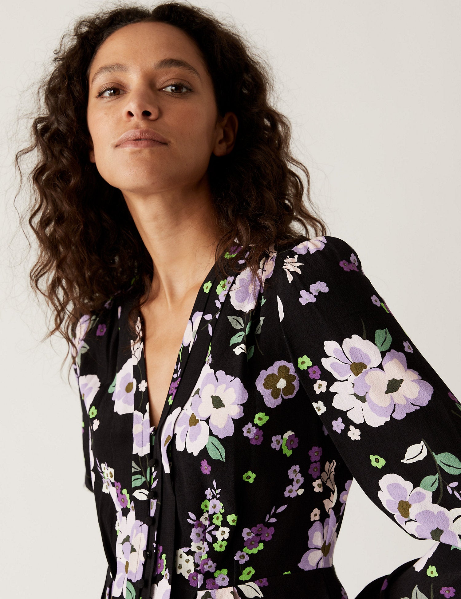 Floral Print V-Neck Blouse