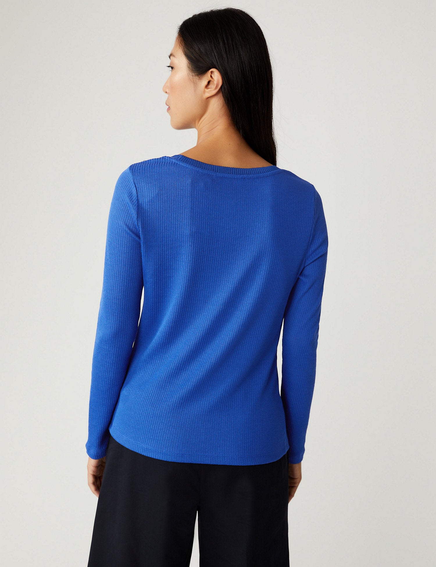 Ribbed Slash Neck Fitted Top