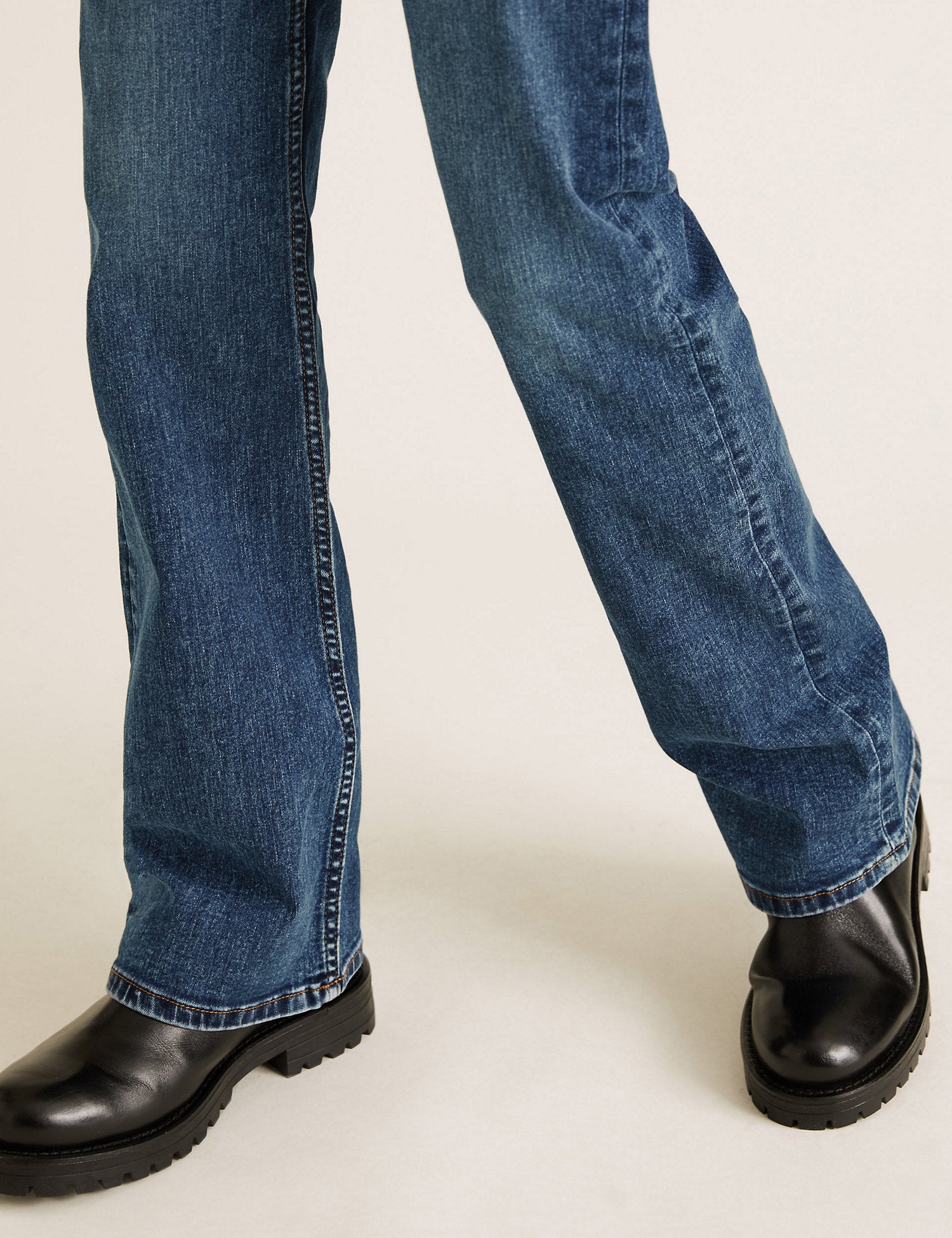 Eva Bootcut Jeans