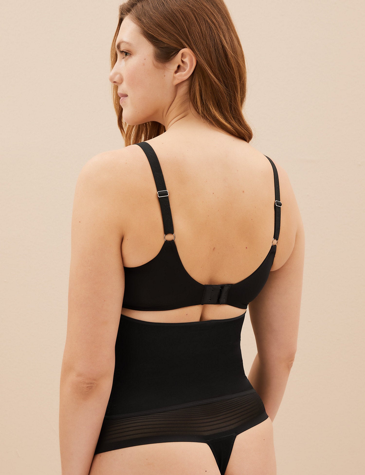 Firm Control Cool Comfort™ Waist Cincher