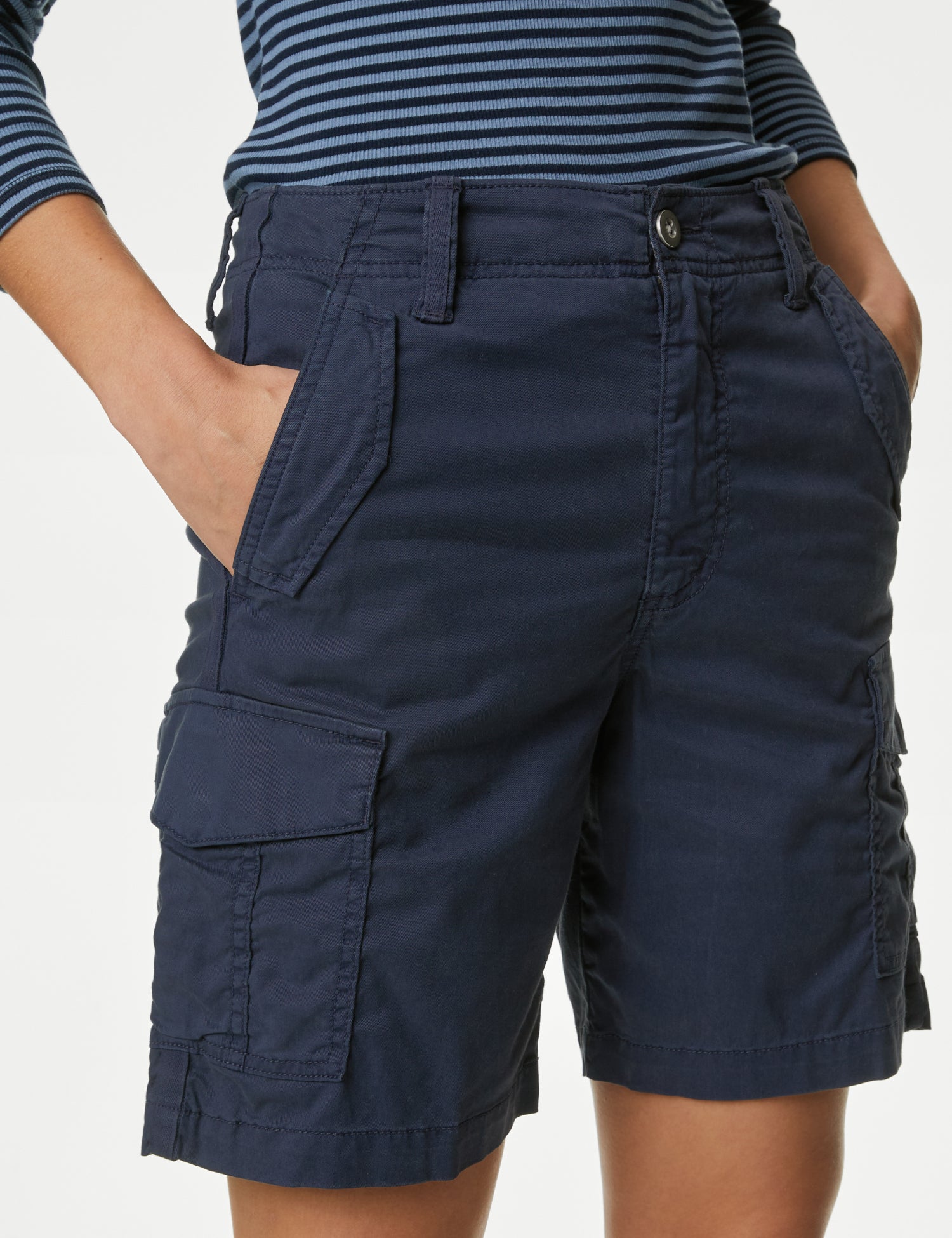 Lyocell™ Rich Cargo Tea Dyed Shorts