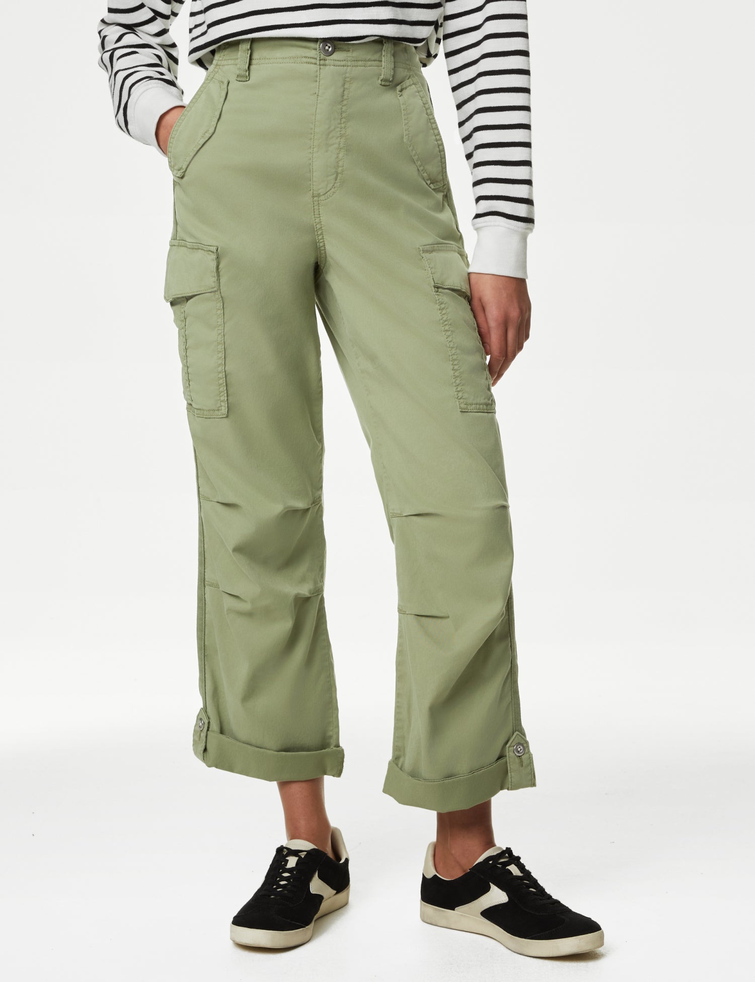 lyocell™ Rich Cargo Tea Dyed Cropped Trousers