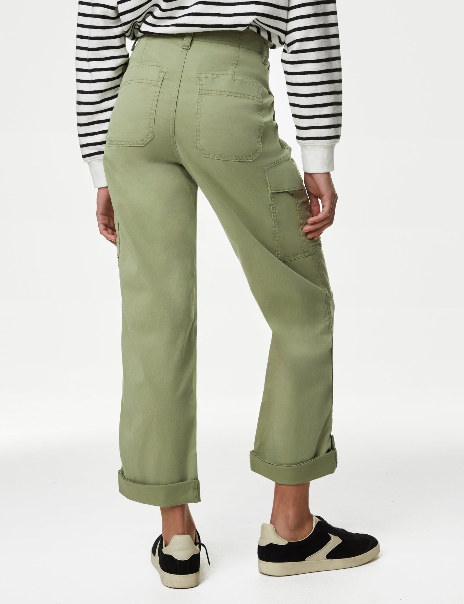 lyocell™ Rich Cargo Tea Dyed Cropped Trousers