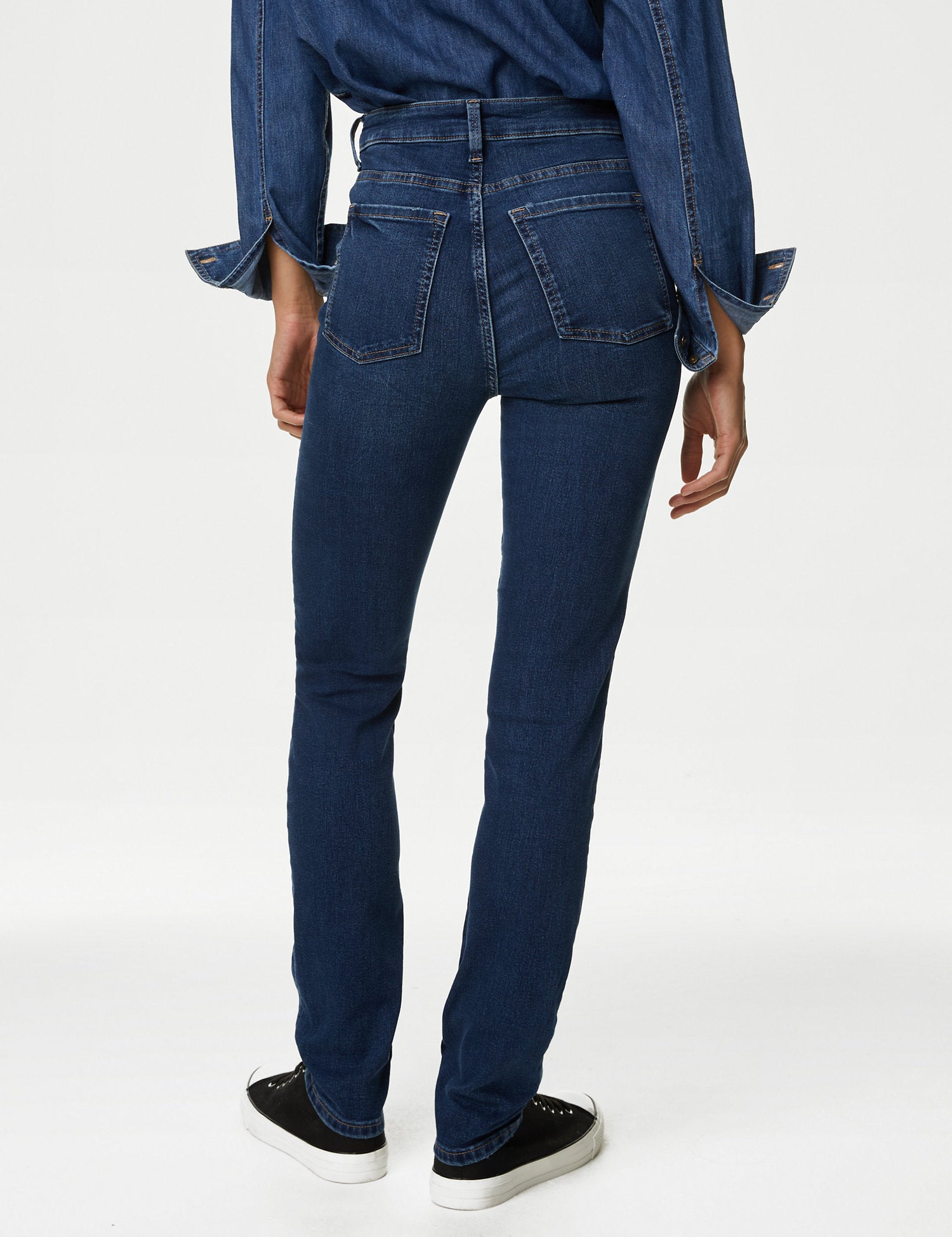 Lily Slim Fit Jeans with Stretch