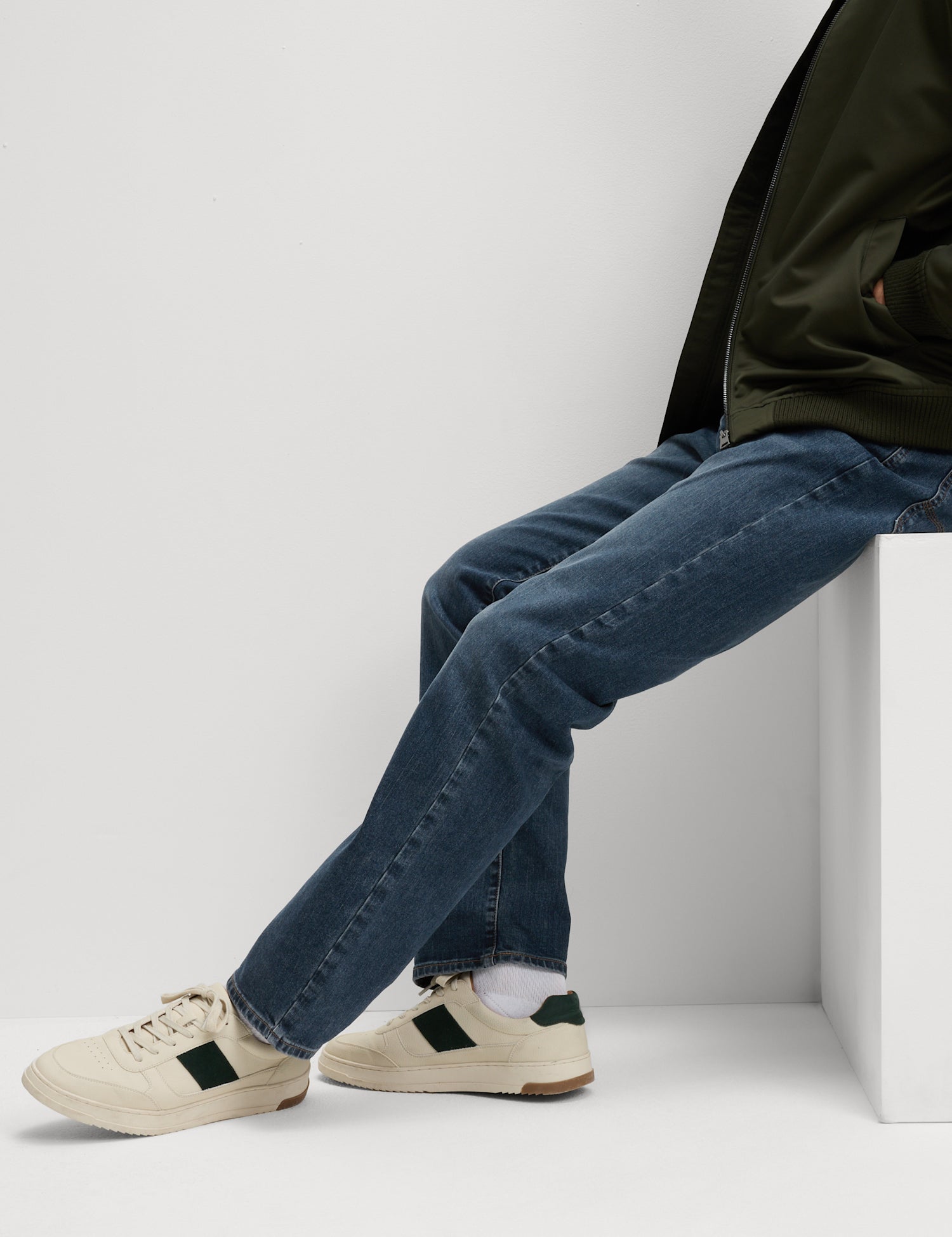 Straight Fit Jeans with Stormwear™