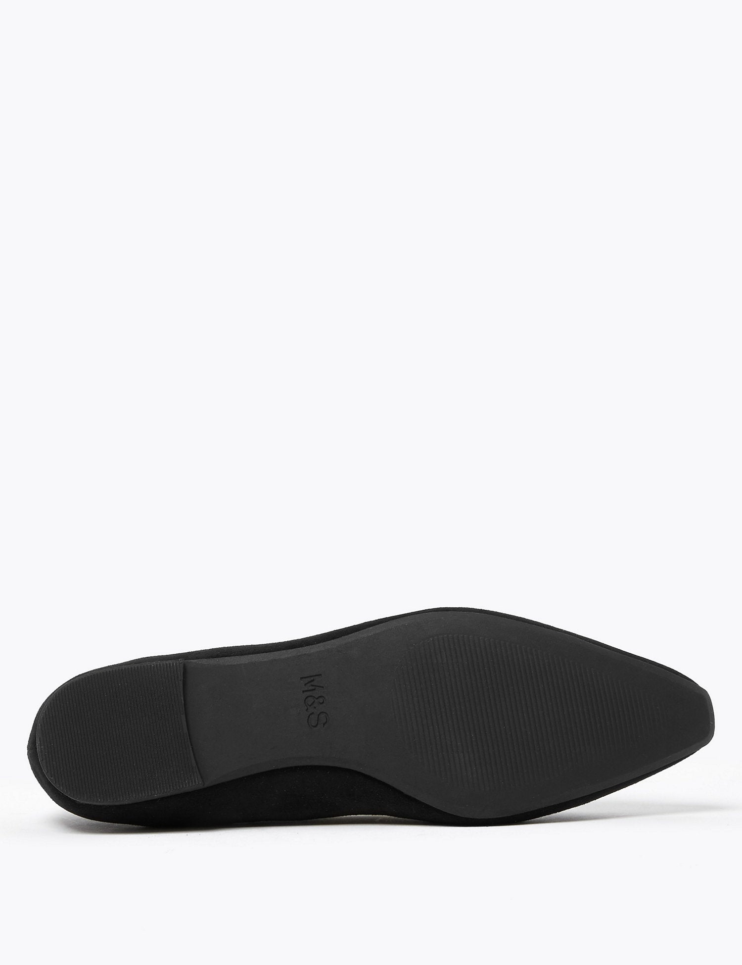Bow Pumps