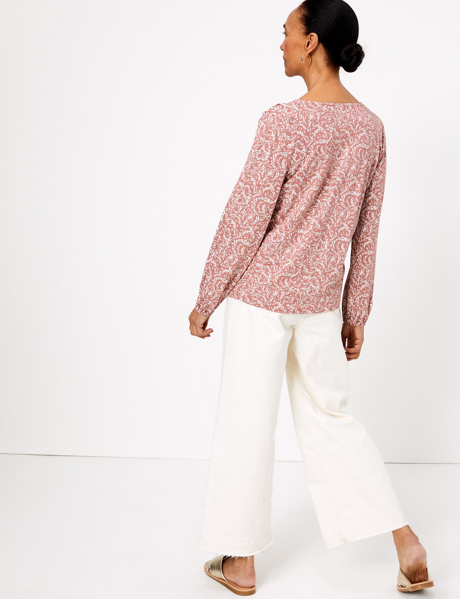 Floral V-Neck Relaxed Long Sleeve Blouse