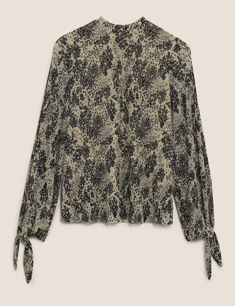 Printed Plisse Long Sleeve Top