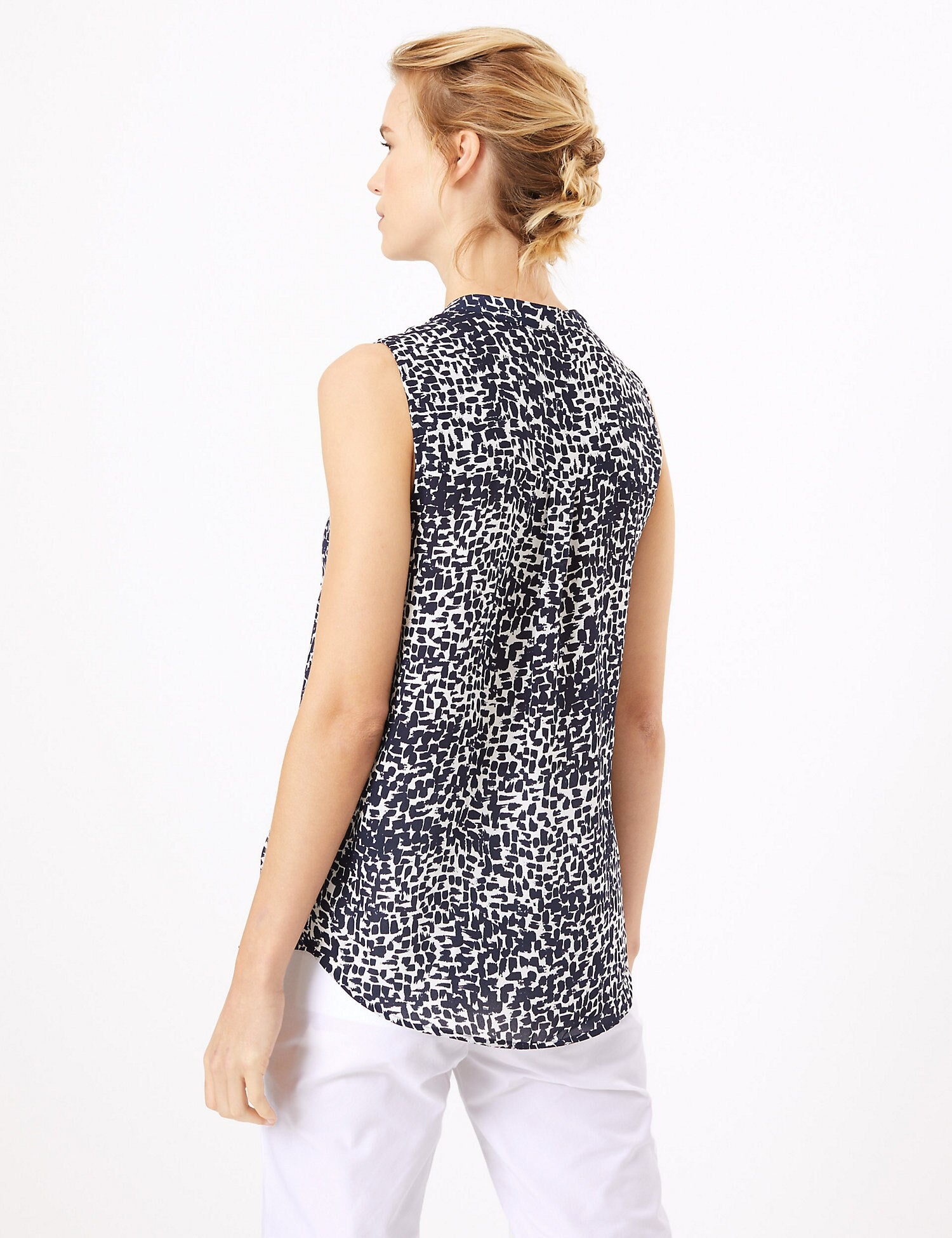 Printed Bib Front Sleeveless Shell Top