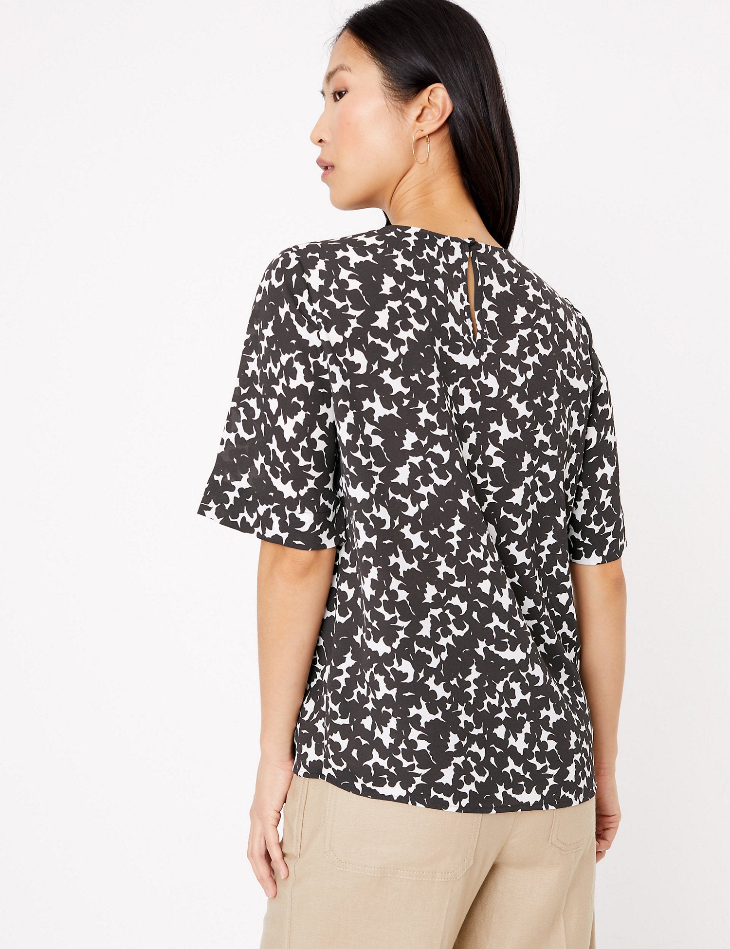 Floral Pleat Front Woven Blouse