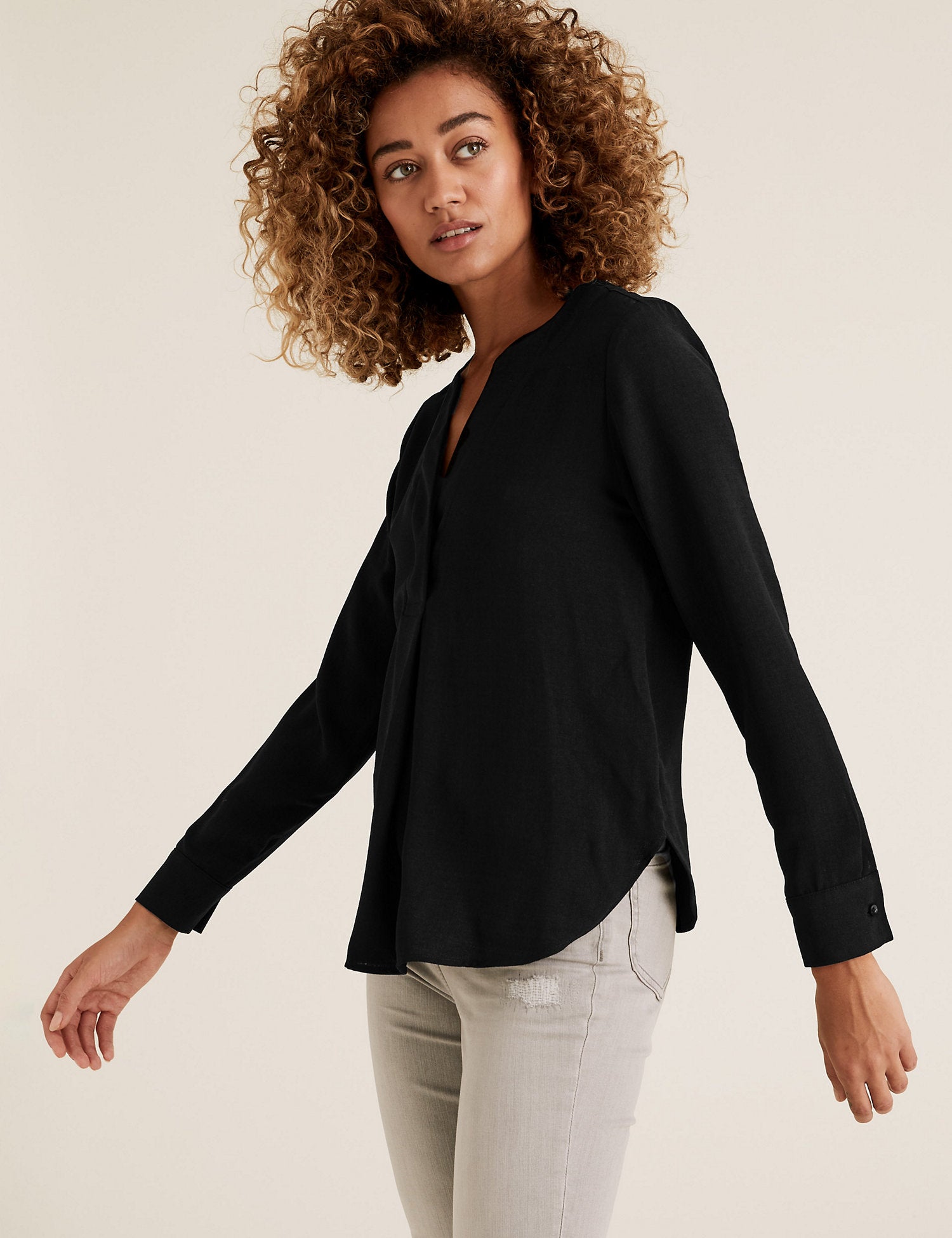 Long Sleeve Popover Blouse