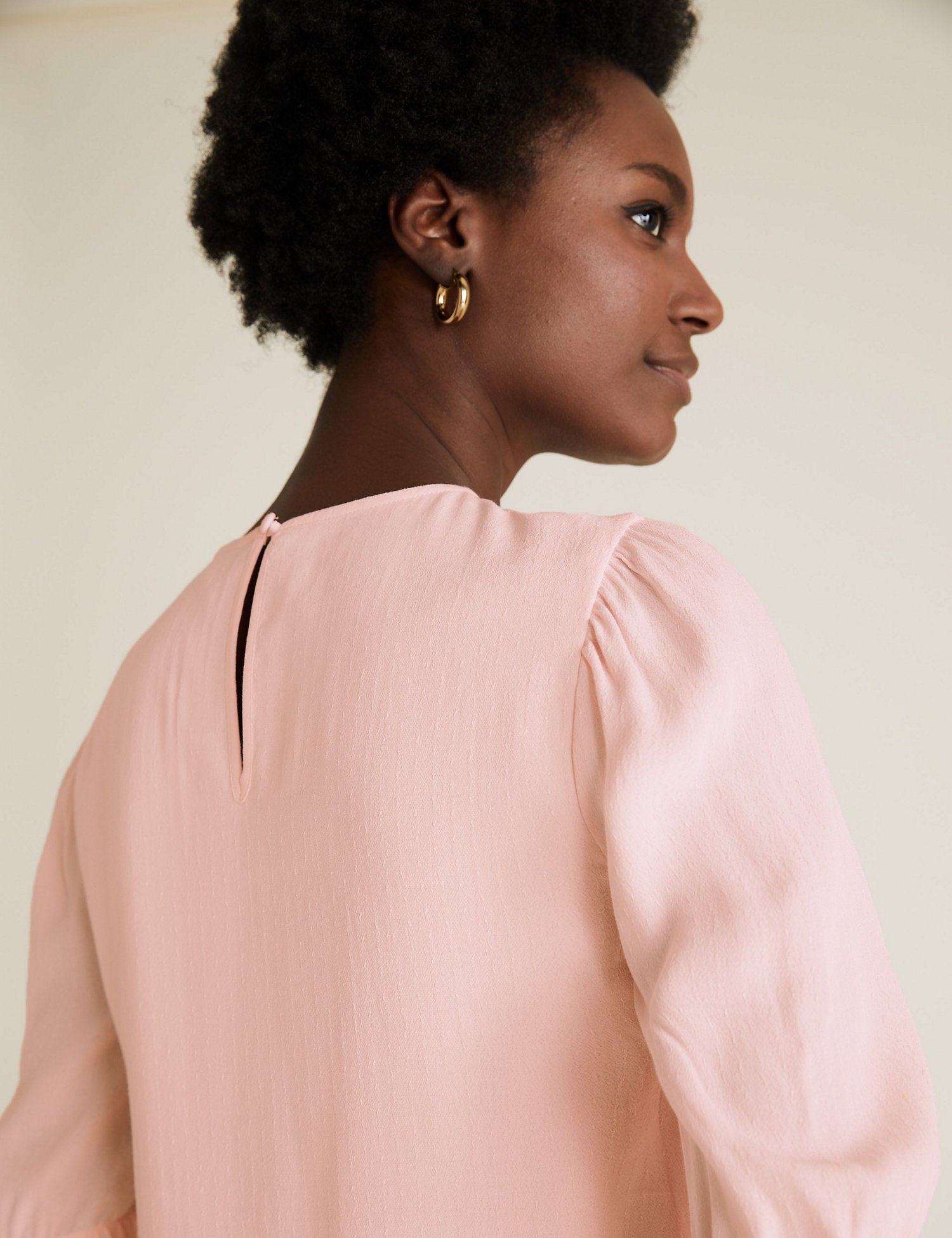 Round Neck Puff Sleeve Top