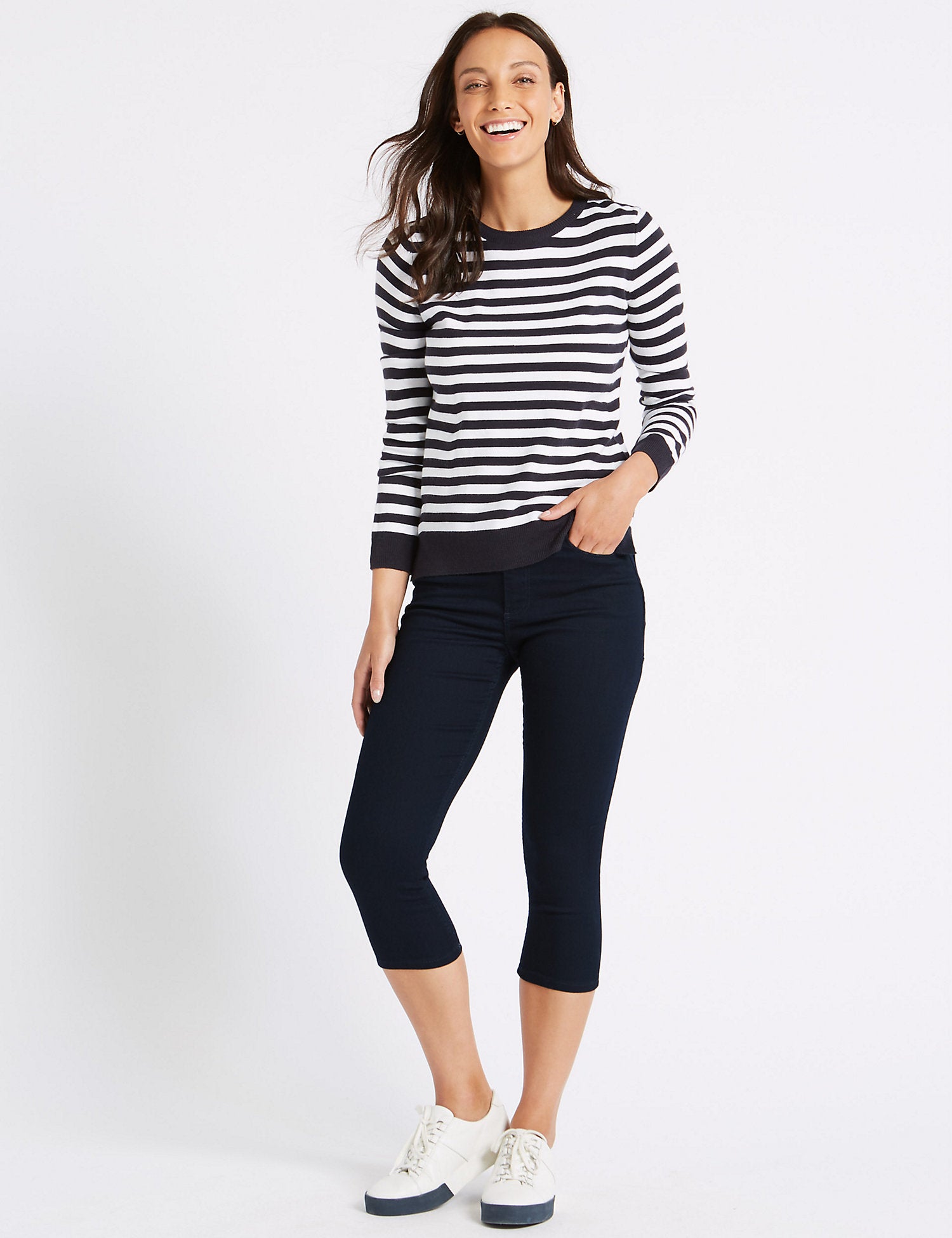 Mid Rise Super Skinny Leg Cropped Jeans