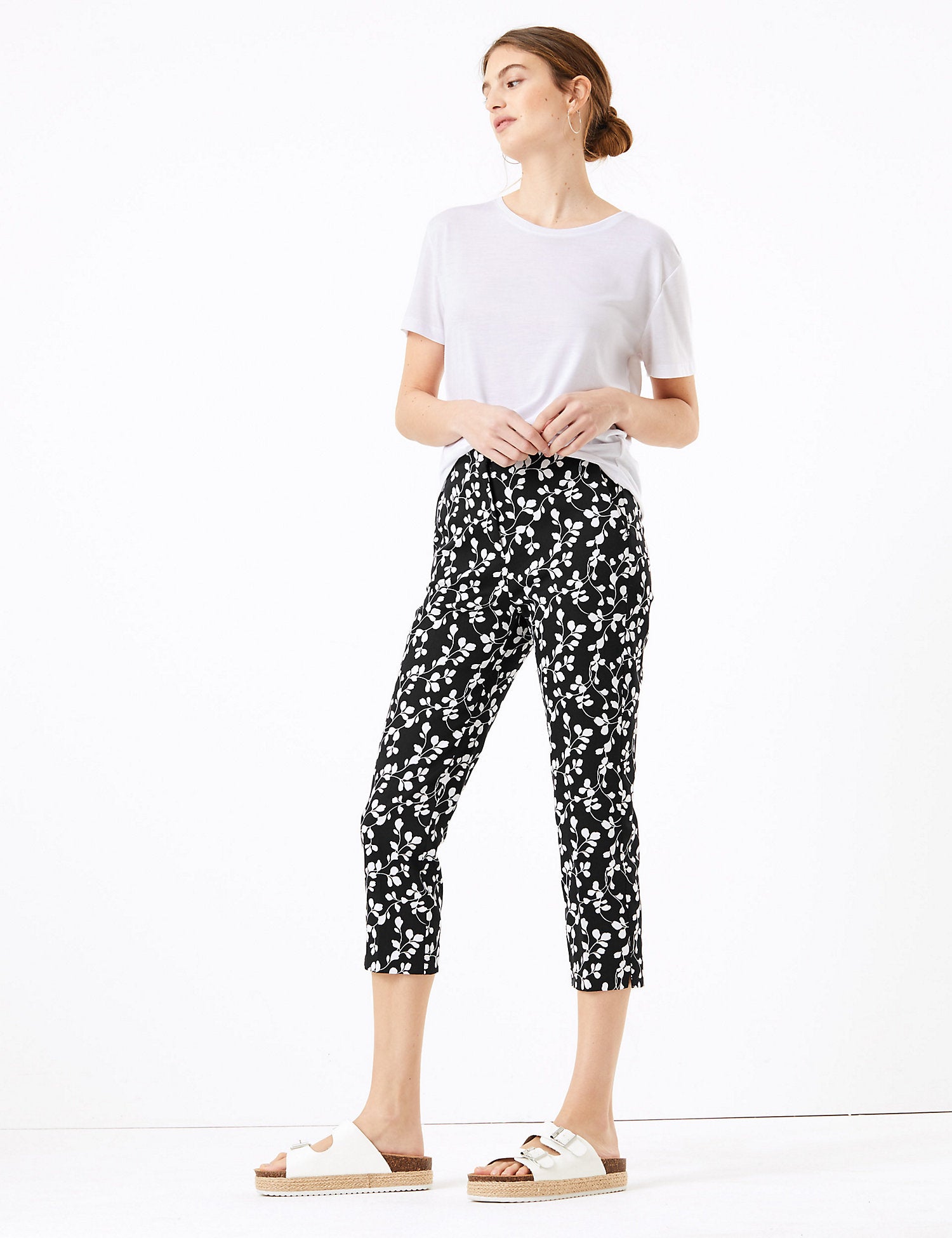Mia Slim Fit Floral Cropped Trousers