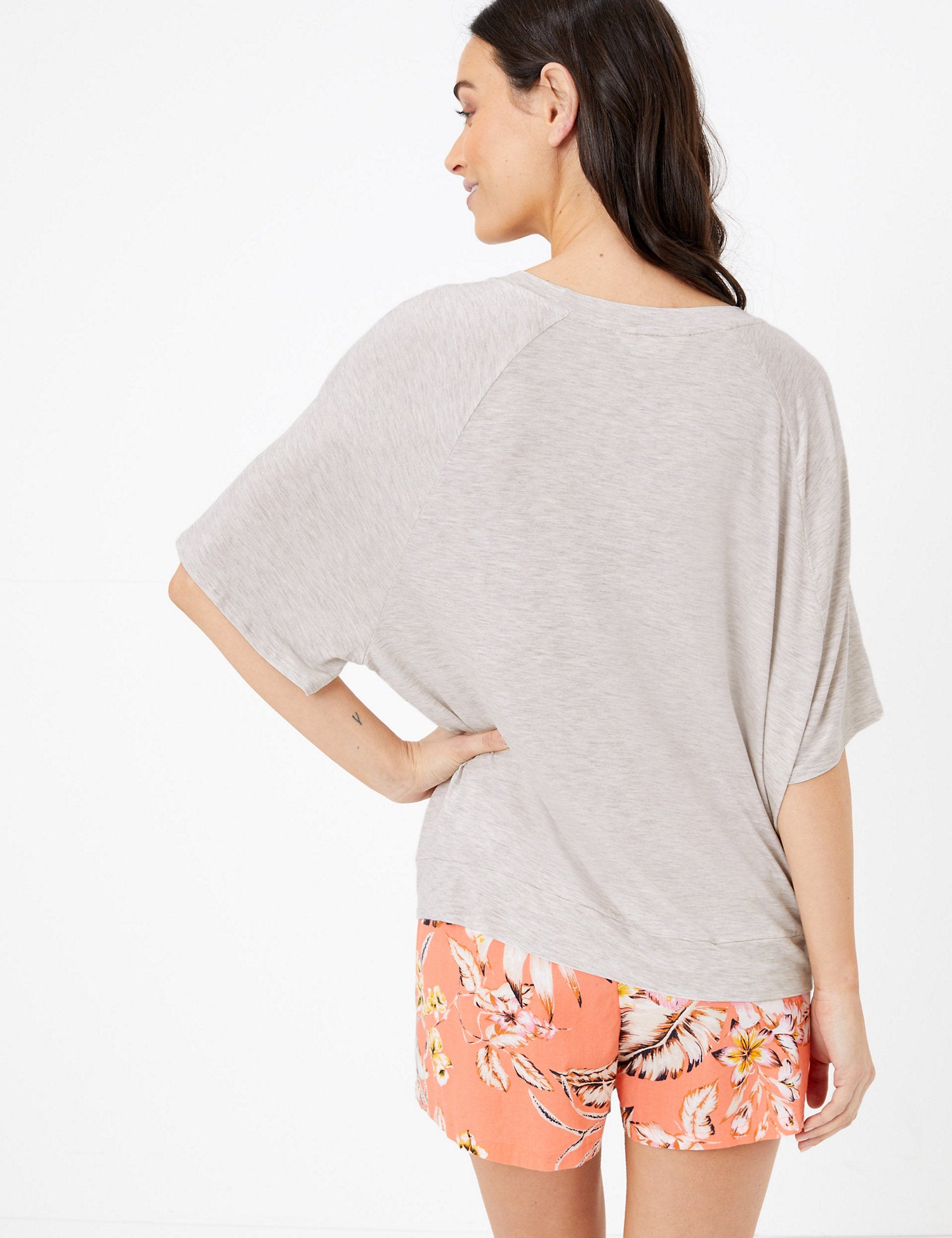 Vacay Every Day Slogan Lounge Top