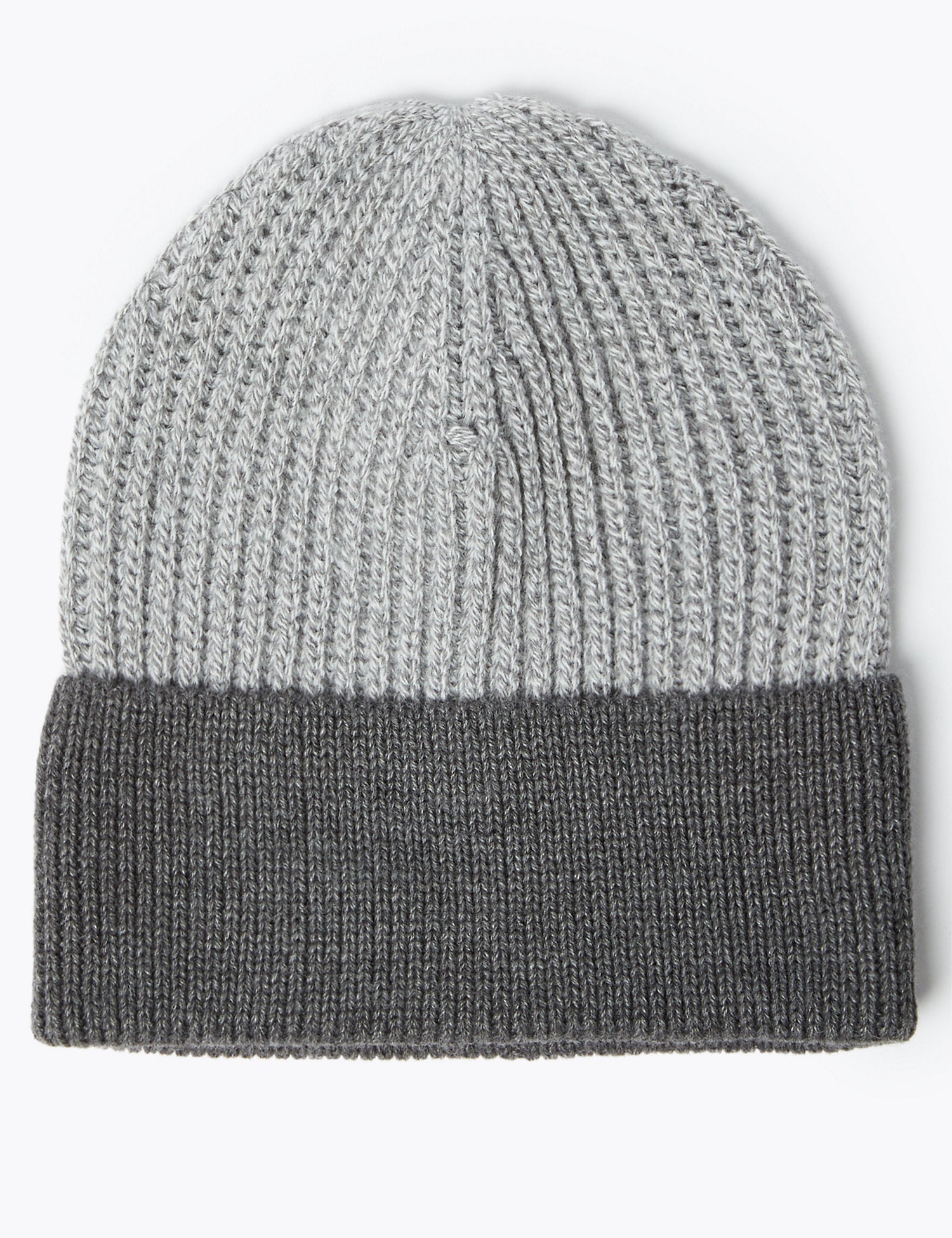Knitted Beanie Hat with Thermowarmth
