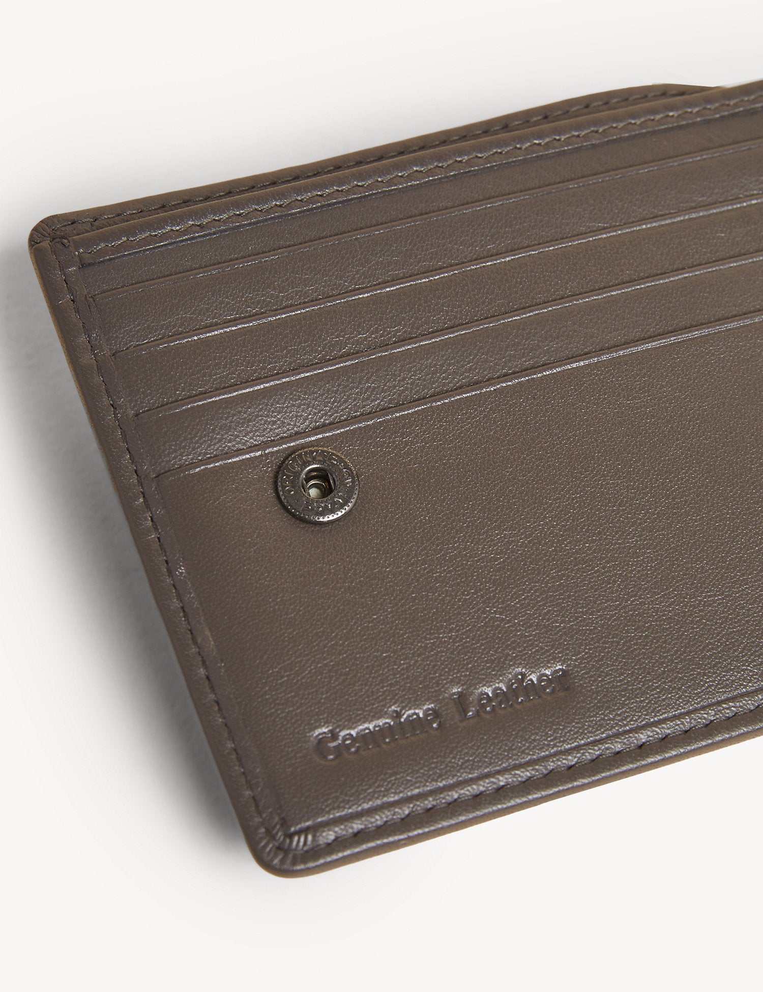 Leather Zip Bi-Fold Cardsafe™ Wallet
